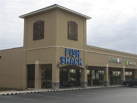 Write a short note about what you liked, what to order, or other helpful advice for visitors. . Fish shack coweta